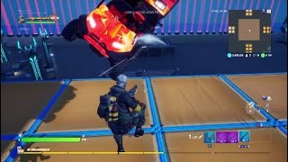 Sniper vs cars: Fortnite edition