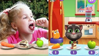 Nadia plays with the cat Tom 🐱❤️ Talking Cat Tom