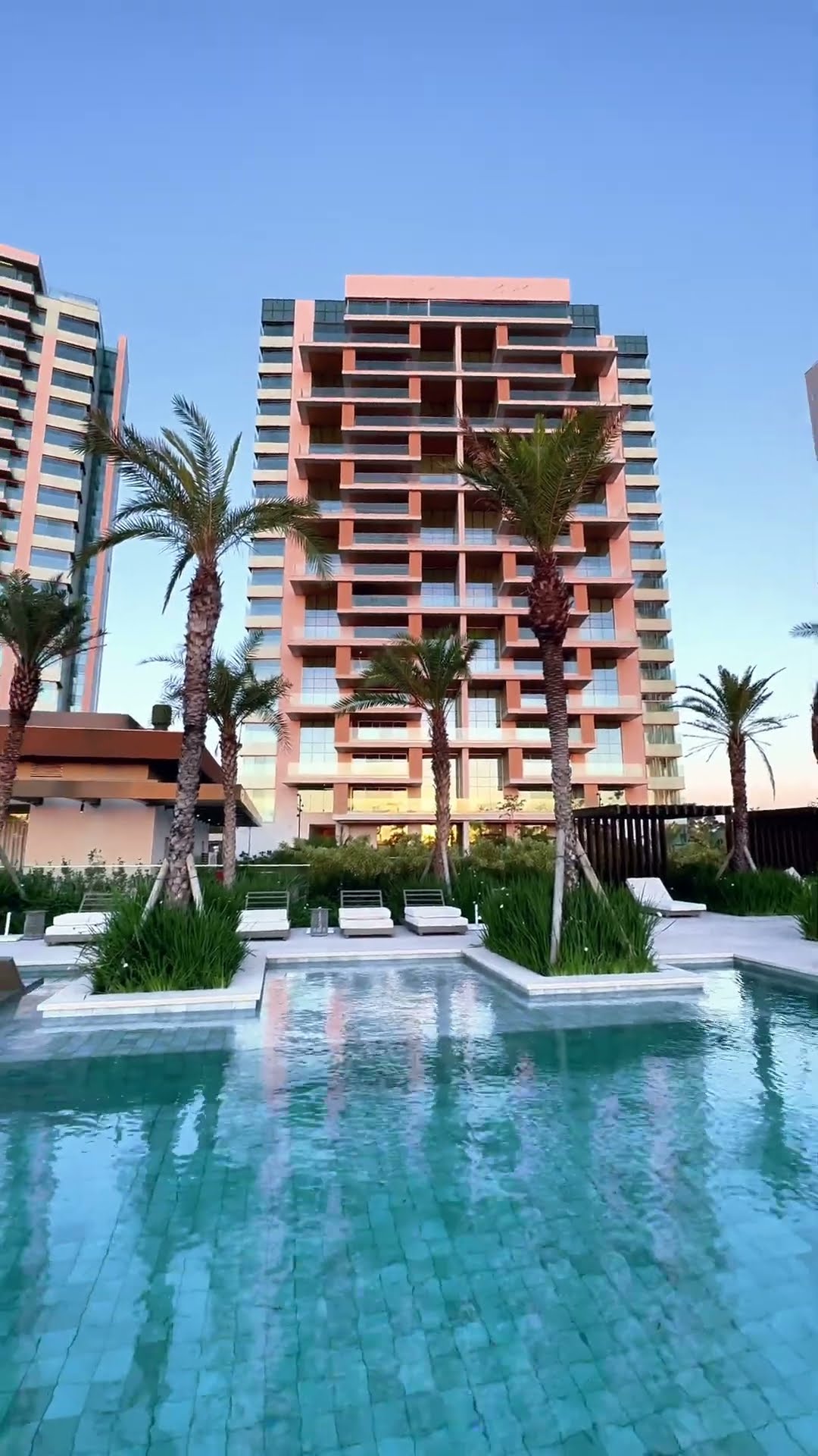 Vídeo do imóvel - Apartamento com 328m², 4 dormitórios, 4 suítes, 3 vagas no bairro Cristal em Porto Alegre para Comprar