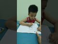Một chút về tuổi thơ Bạn trẻ đang học bài