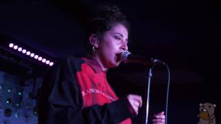 Miniatura del video "Wafia - American Girl (live @ Baby's All Right 5/25/17)"