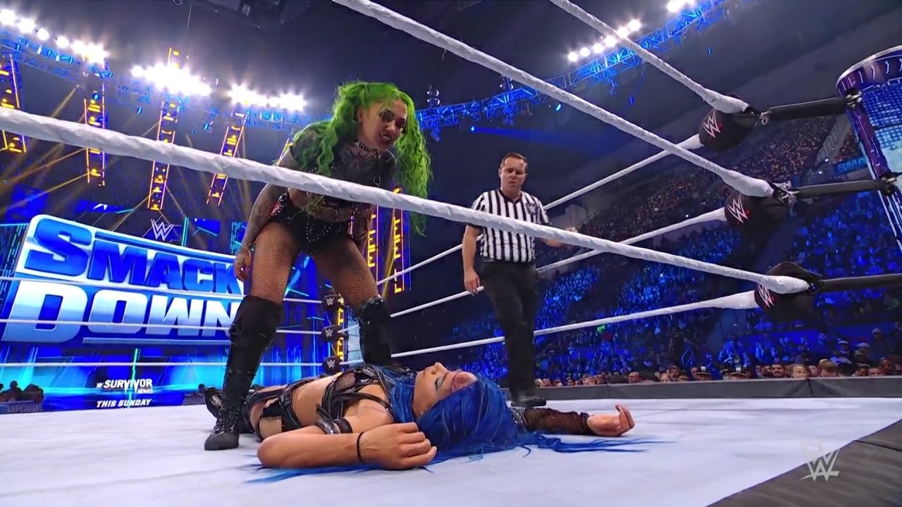 full-match-sasha-banks-vs-shotzi-blackheart-singles-match
