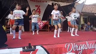 Tarian anak anak hello dangdut