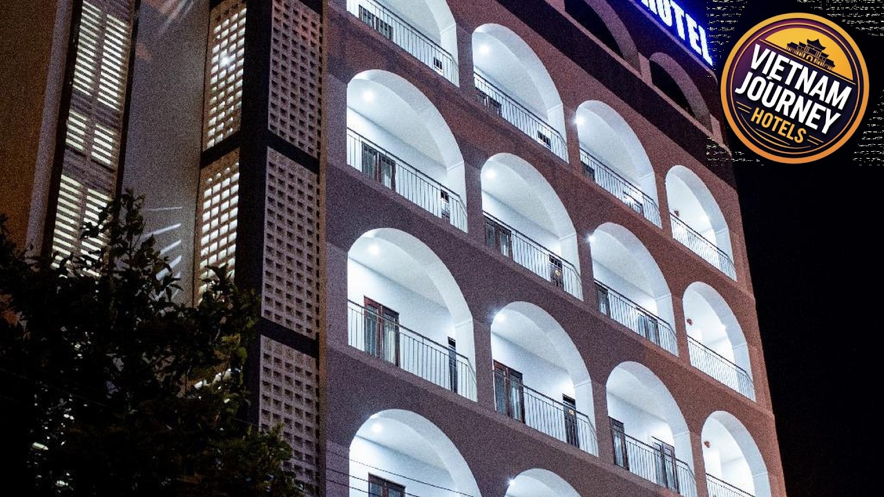 Song Tien Annex Hotel | My Tho (Tien Giang), Vietnam | Hotel Review ⭐