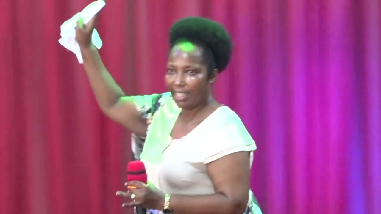 UKO IMANA IGOMBA NIKO MPWEMU YERA ADUSENGERA