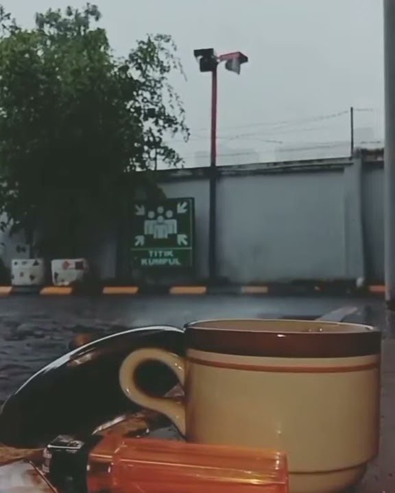 story wa kopi panas pas hujan