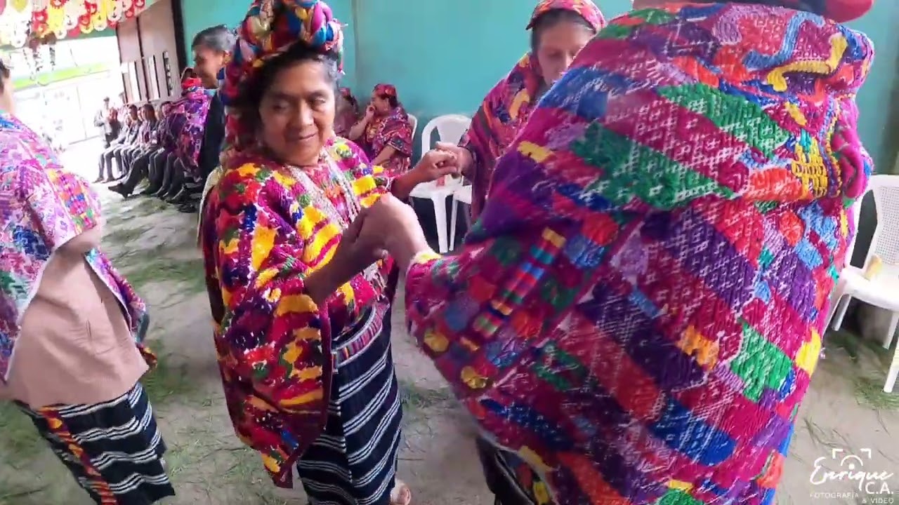 Costumbres del Tradicional Baile en la Cofradia de San Pedro Sacatepequez Guatemala 2023
