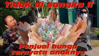 BIKIN SEDIH ⁉️PURA PURA JUAL BUNGA BERHASIL BUAT KEJUTAN UNTUK IBUKU #videosedih #pulangkeindonesia