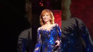 Reba Heartbreak songs Evansville In 2022 front row