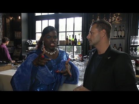 Video: Hoe Kom Je Bij De Modeshow
