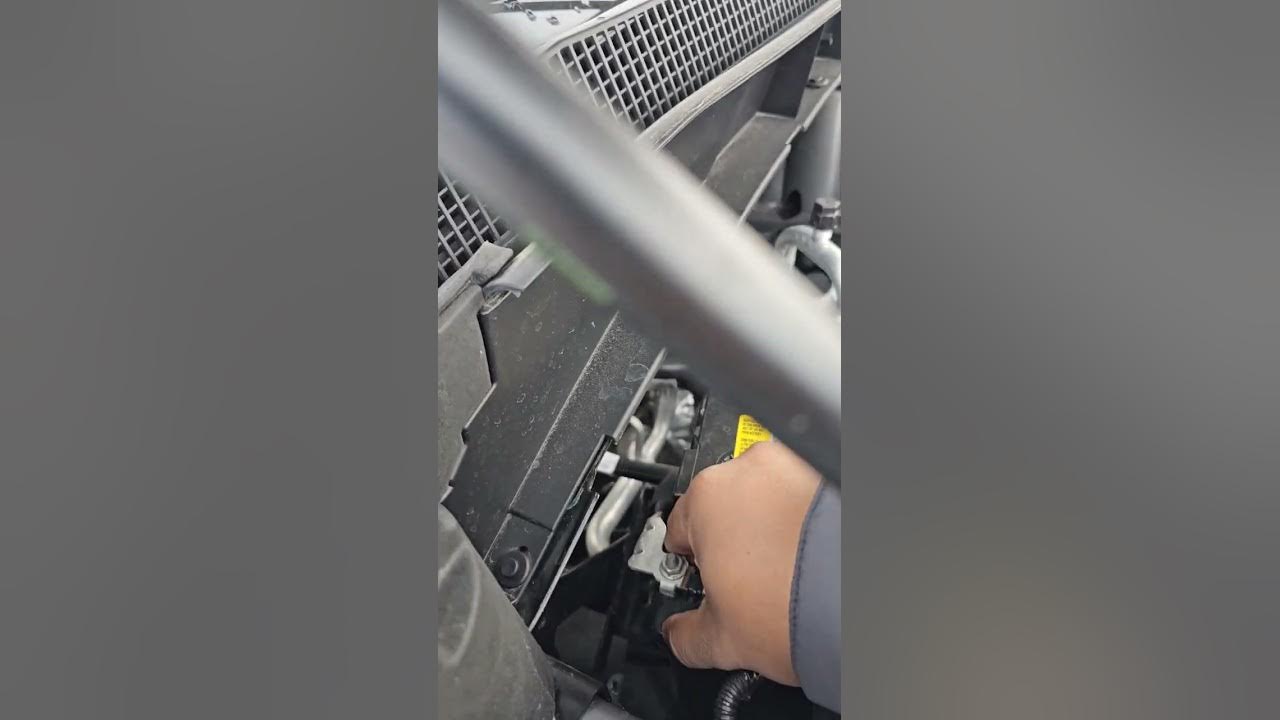 Service ESC and Power Steering Silverado 2023 RST Part 2 - YouTube