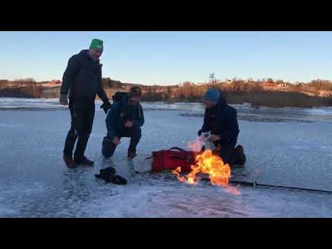 Video: Det Er Så Mye Metan I Denne Arktiske Innsjøen At Du Kan Sette Fyr På Luften Over Den - Alternativ Visning