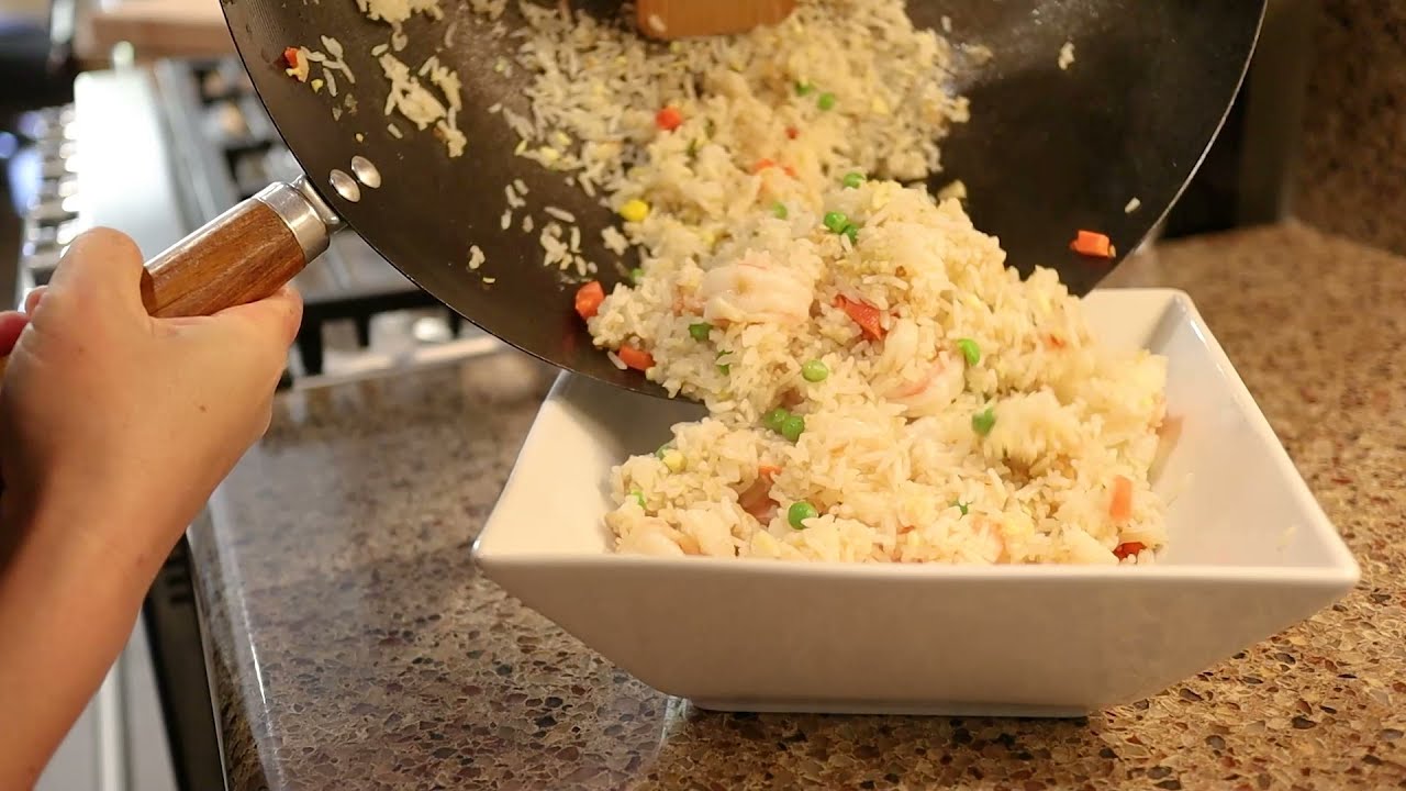 How To Make Delicious Shrimp Fried Rice (Com Chien Tom)