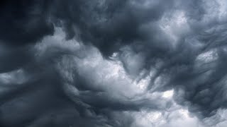 'It's a monster': Wild weather lashes Gold Coast