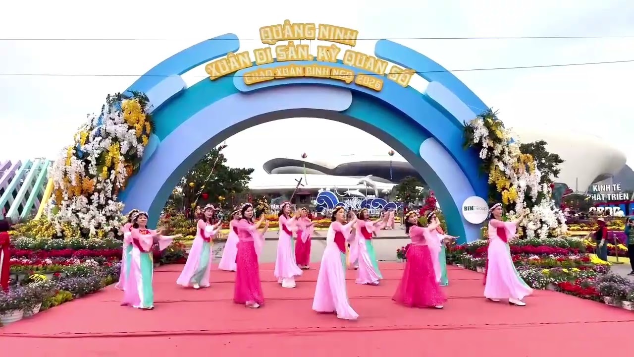 Giao thừa chào Xuân- CLB Tỏa Nắng Cao QN chào Xuân Bính ngọ 