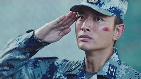 《空降利刃》張啟帶領鍋蓋頭打敗紅軍不敗“神話”，軍銜連升2級