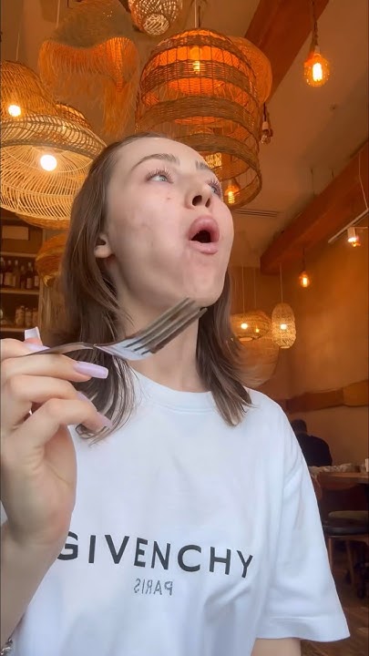 Кушать шоколад 🍫 - YouTube