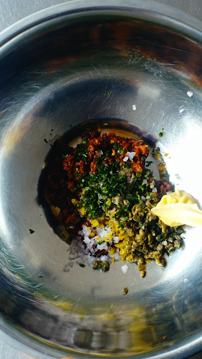 Cod with tomato tartar 🍅