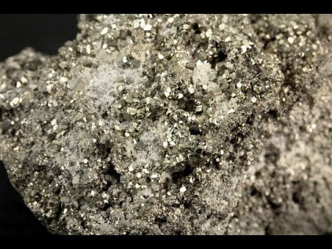 パイライト (黄鉄鉱) 原石 159g / Pyrite - YouTube