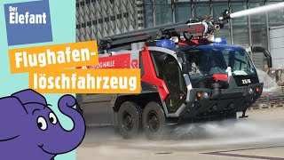 Wie löscht die Flughafenfeuerwehr das Feuer, wenn ein Flugzeug brennt? | Der Elefant | WDR