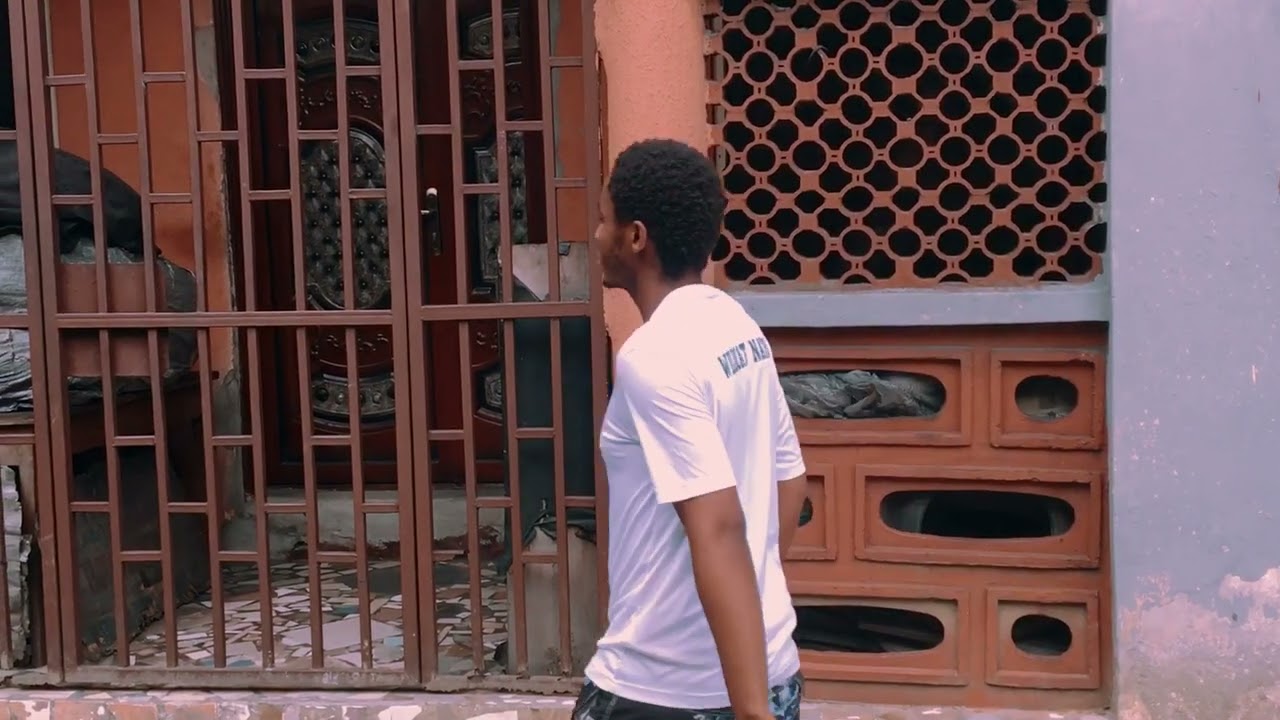 Strong neighbors(loudhouse entertainment)