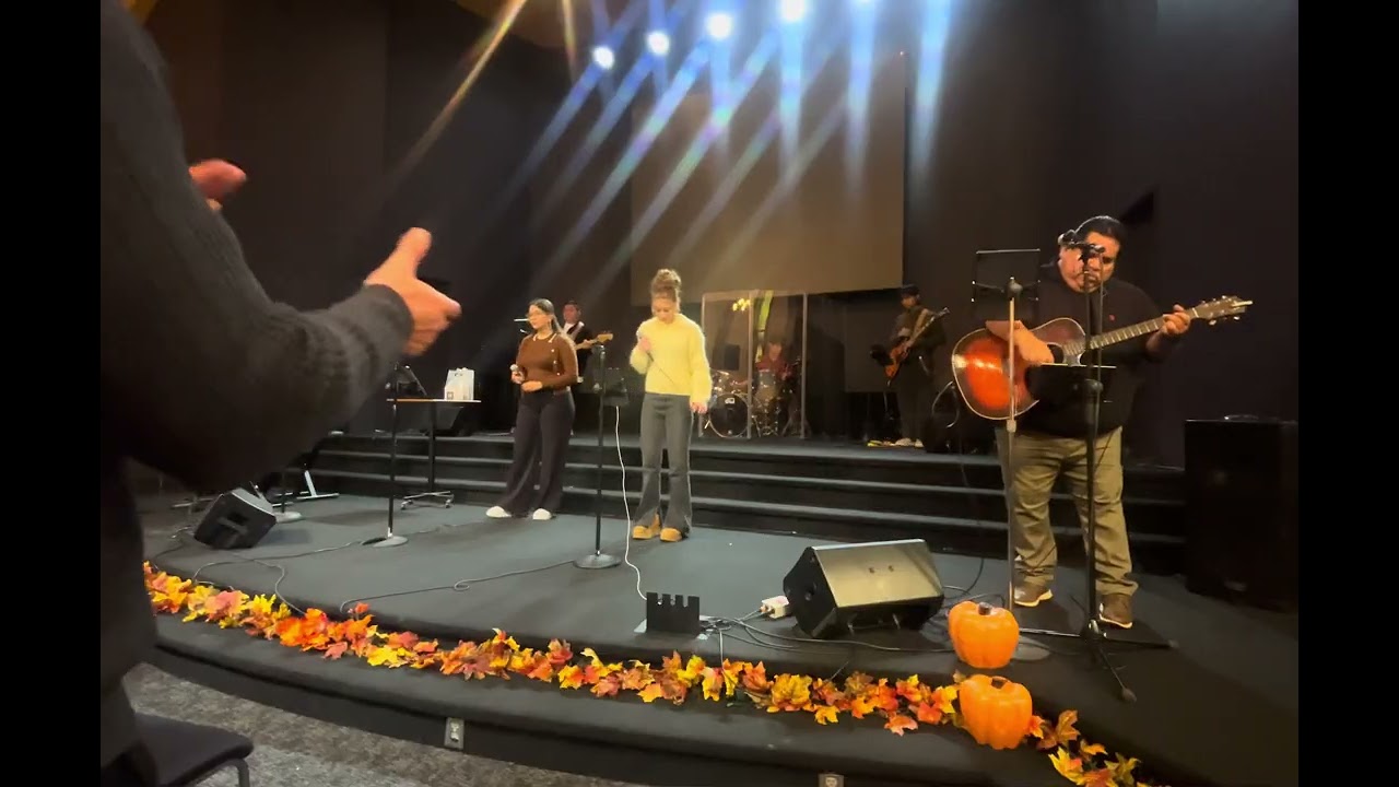 Servicio de Accion de Gracias 2025