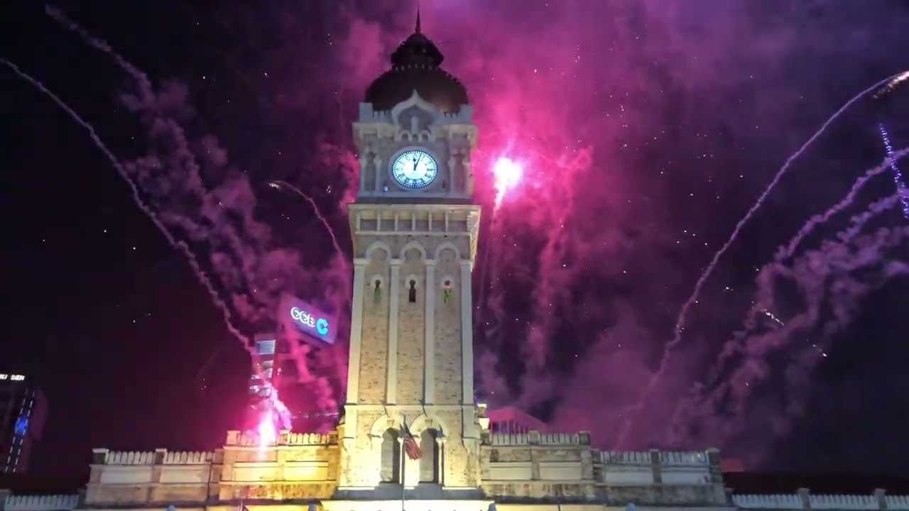 Ambang merdeka bunga api di dataran merdeka 30/08/2023