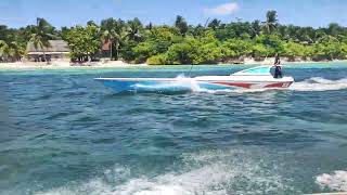 perahu balap pulau KOMIREAN