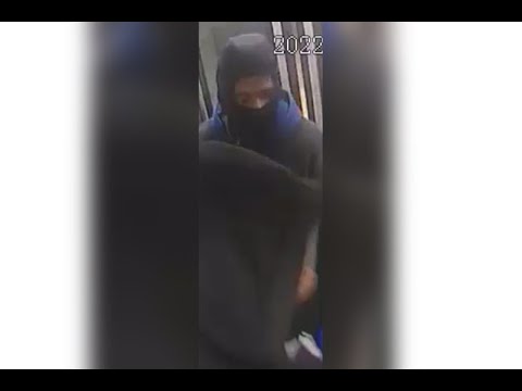 SEPTA Mugging Victim Chases Robber, Gets Jumped By Gang In Shocking Video