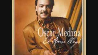 Video thumbnail of "Debo Correr - Oscar Medina"