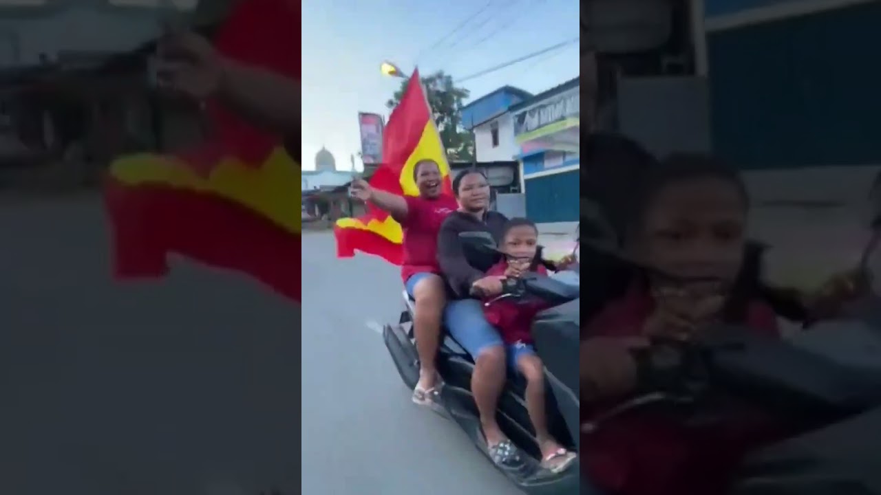 Indonesios celebran el pase de España a la final de la Eurocopa