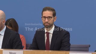 German government says it supports all efforts to bring movement to Ukraine peace process