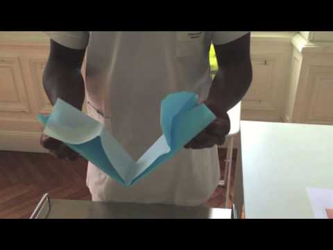 Vidéo: 4 façons d'improviser un petit pansement