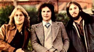 America ''Sister Golden Hair'' (spanglish).mp4