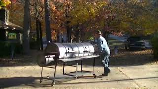 Ivan Of The Ozarks & Moss Grills The Dance