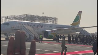 🔴 Direct Arrivée des lions de la teranga à l’aeroport leopold sedar senghor accueilli par le presi screenshot 1