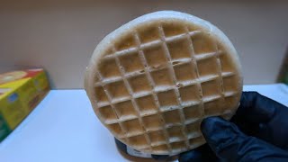 How to Make Eggo Waffles in a Toaster screenshot 5