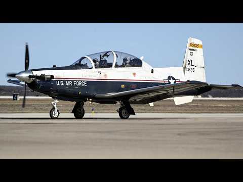 2 Air Force pilots eject safely from aircraft near Seguin, JBSA says
