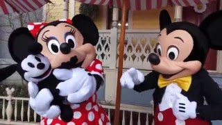 mickey and his friends Meet & greet Disneyland Paris swing into spring 2016. :)