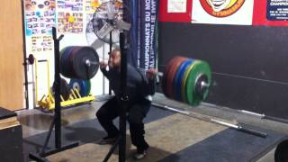 260kg Squat - 2.7x bodyweight, RAW (573 pounds)