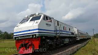 KERETA API ARGO WILIS FULL LIVERY HUT KAI ,LOKOMOTIF WNB DINAS KUTOJAYA SELATAN