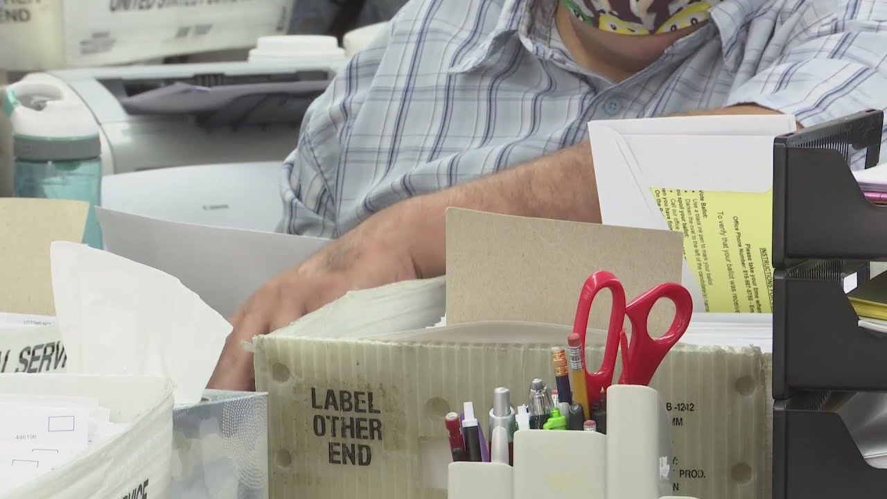 Early voting locations still open in Rockford