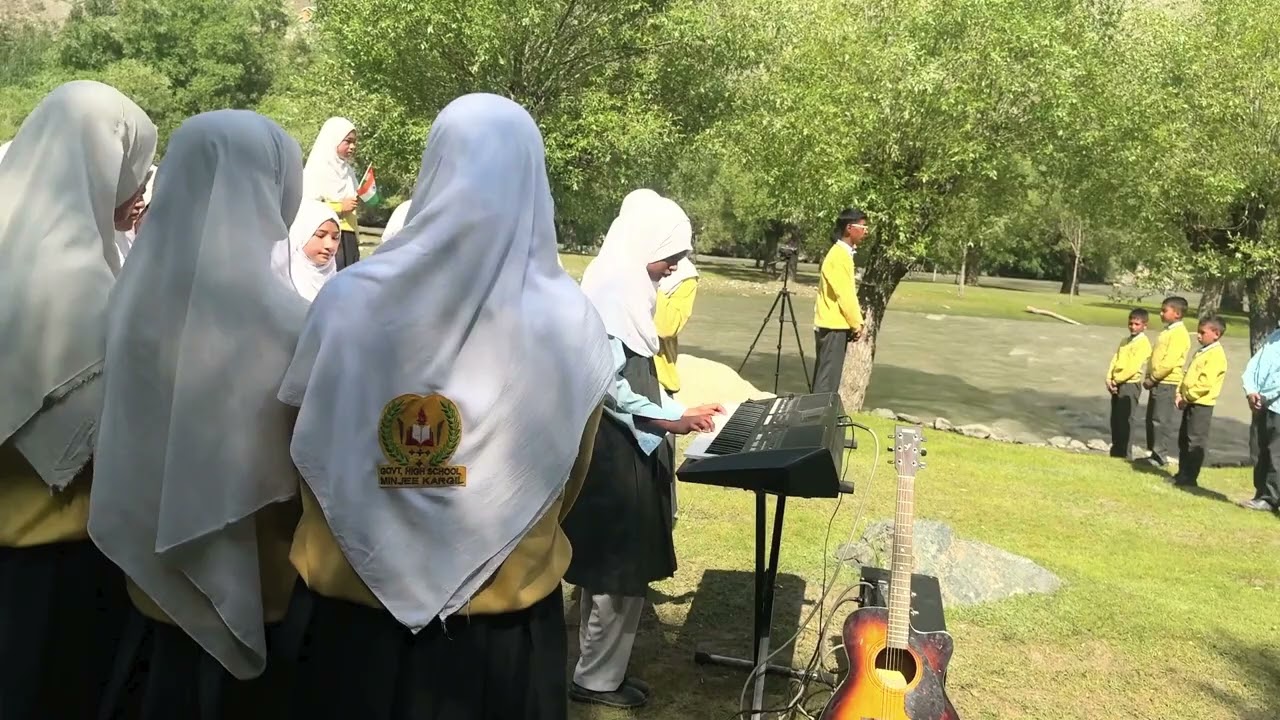 DEKHNE KO YA MOHAMMAD  II  NAAT  II PM SHRI HIGH SCHOOL MINJEE