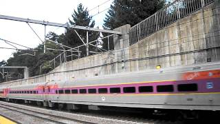 (HD) Late MBTA 820 passes through Forest hills with horn.