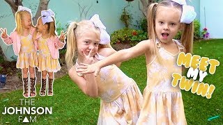 Meet MY TWIN Everleigh! ?‍♀️ Twin Sisters Dance Party!