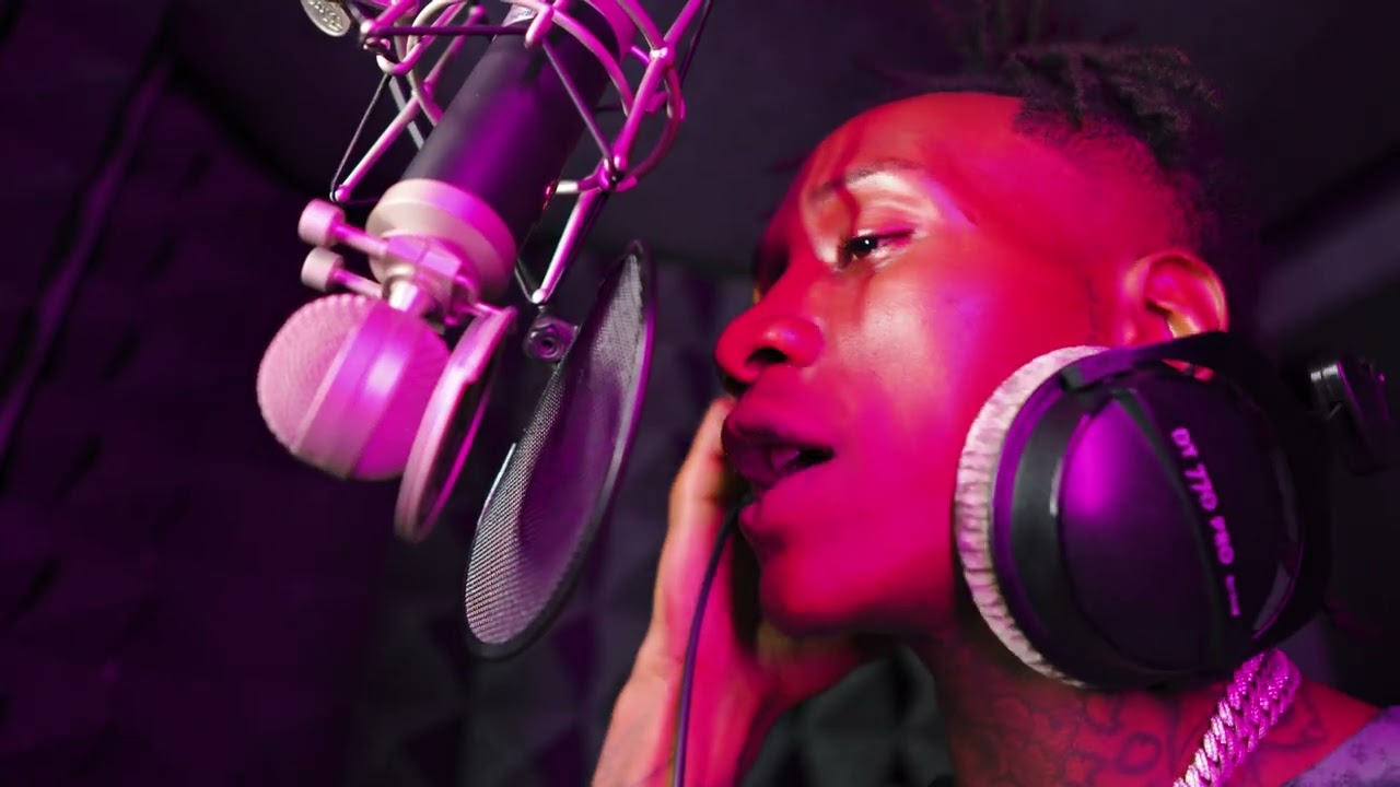 Watch CEO Lil Flash - Mob Talk (In-Studio) on YouTube Watch CEO Lil Flash - Mob Talk (In-Studio) on YouTube