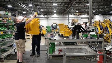 Trackless Time-Lapse Tuesday: Building Folding V-Plow