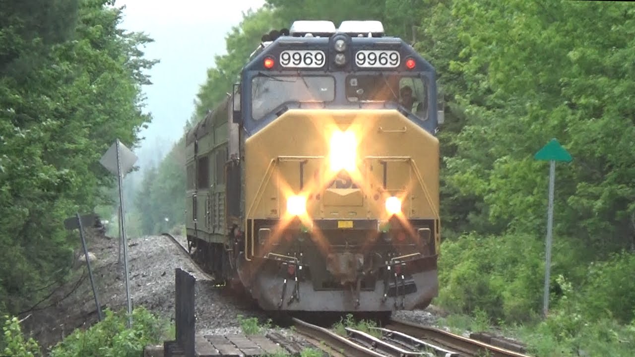 Awesome Approach View & Horn! CSX Transportation Geo Train (NBSR Work ...