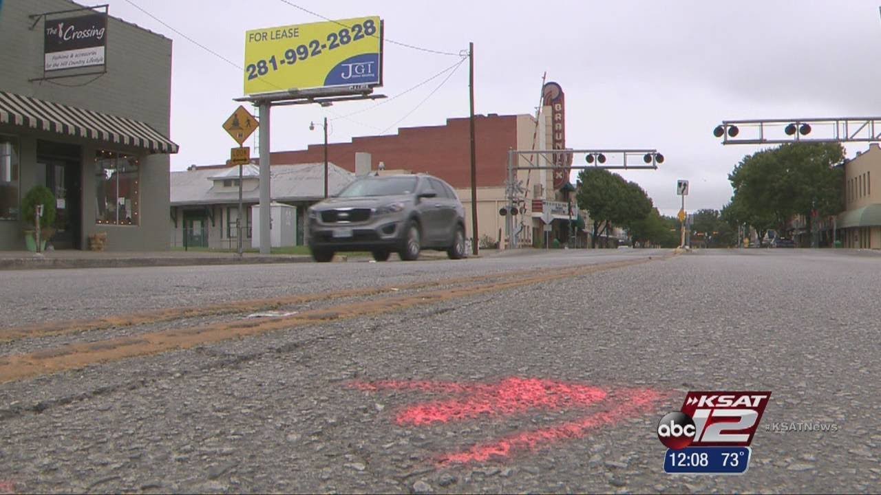 Man killed in hit-and-run in New Braunfels - YouTube