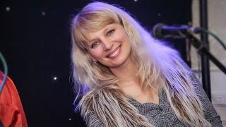 картинка: Таня Зубик та весільний гурт 